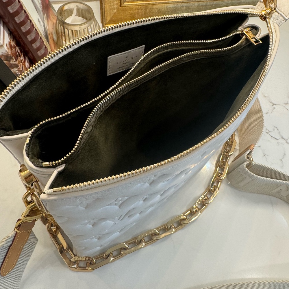 Louis Vuitton Coussin PM - Picture 7 of 13